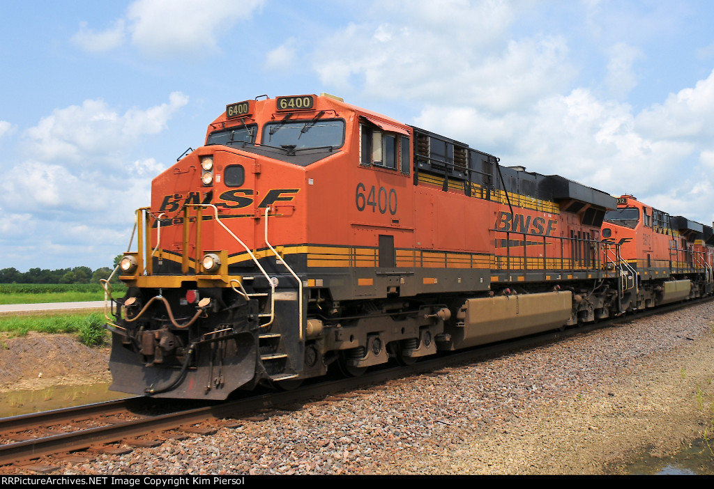 BNSF 6400